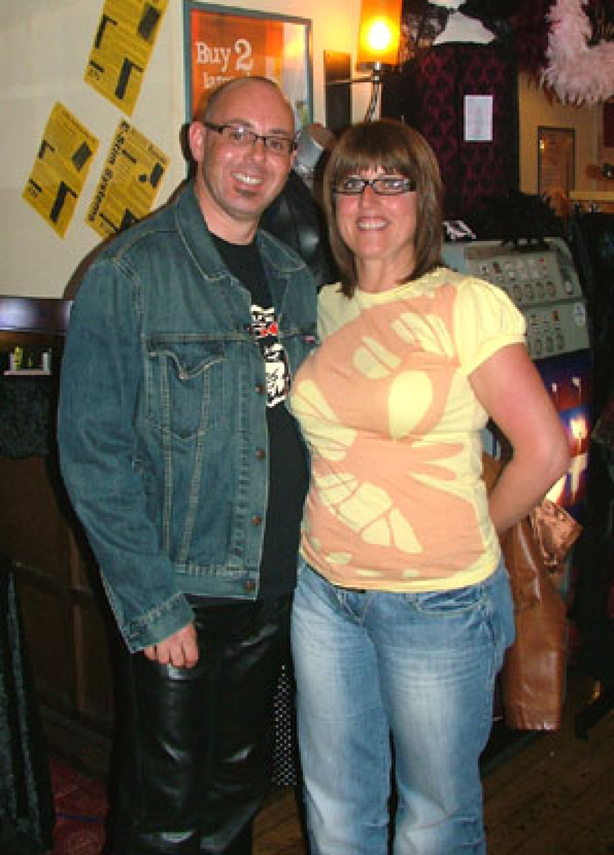 2007 Albums London Fetish Fair Lff2007 05 11Happycouple.jpg