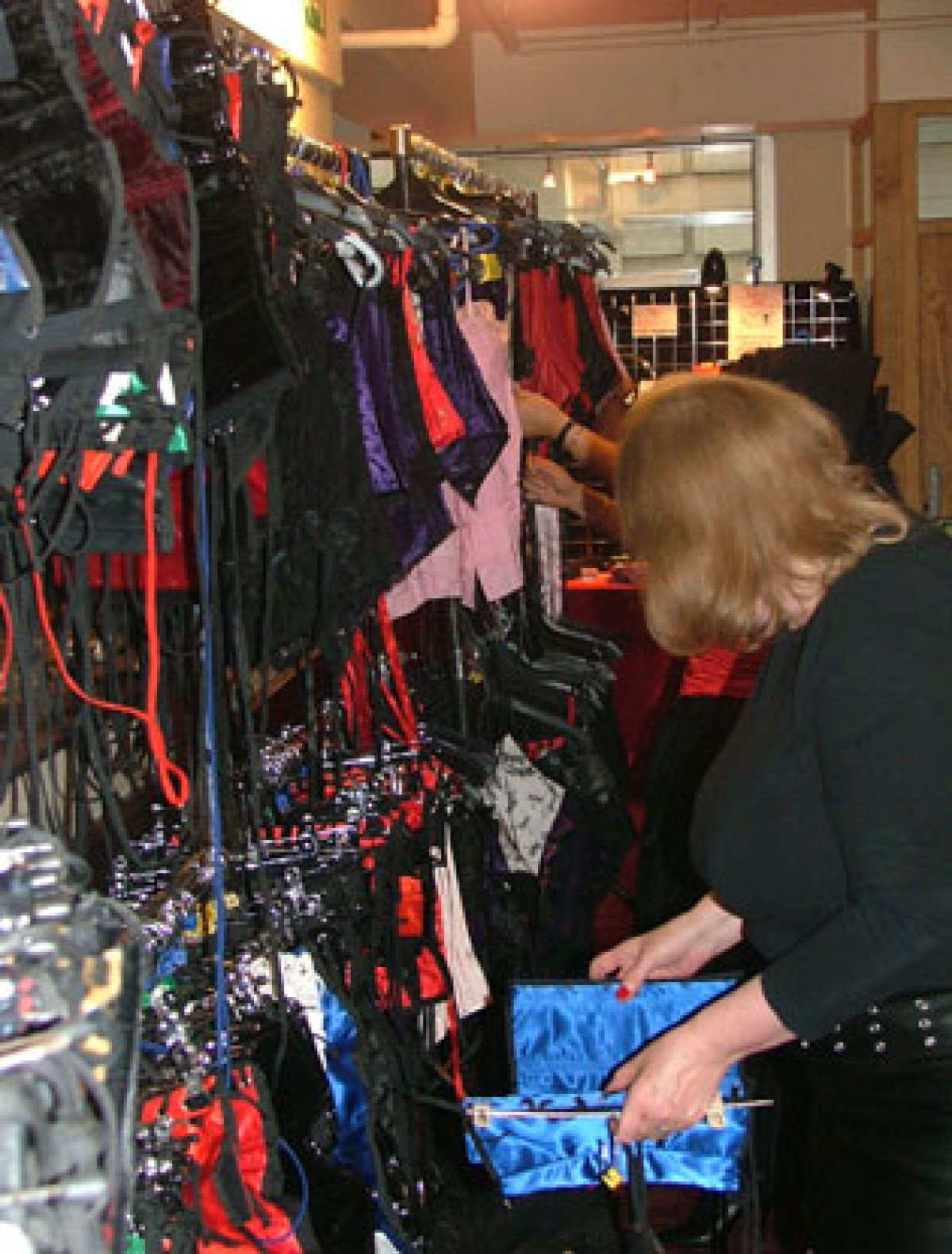 2007 Albums London Fetish Fair Lff2007 05 37Shopping.jpg